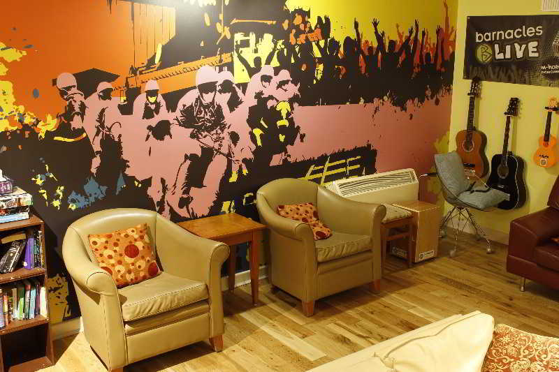 Snoozles Quay Street Tourist Hostel Galway Exterior foto